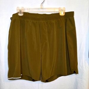 G183. Mens Lululemon Surge Short in Army Green - Size XXL